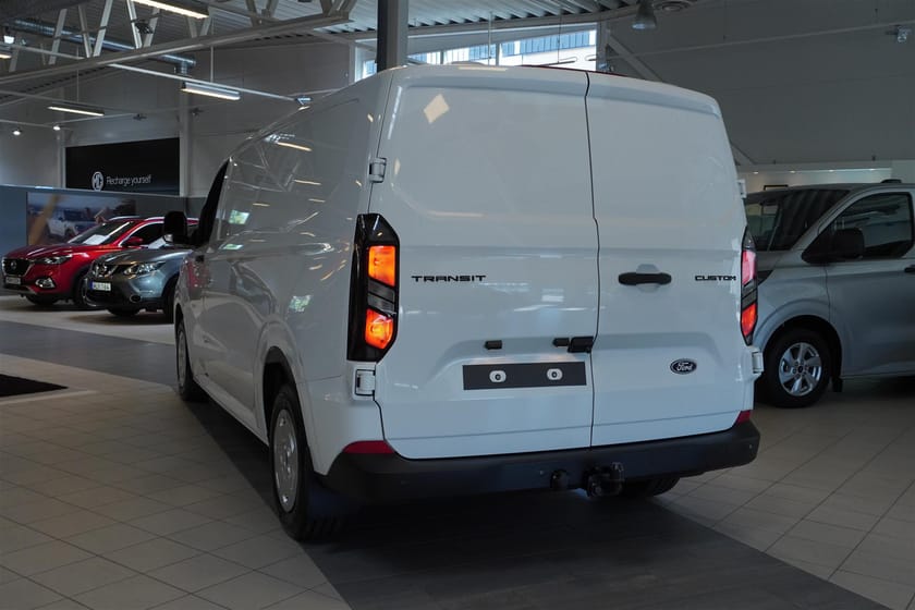 Bild 4 av Ford Transit Custom 320 Skåp Trend 320l 2.0l Ecoblue 170hk 8-Växlad Automat FWD Diesel