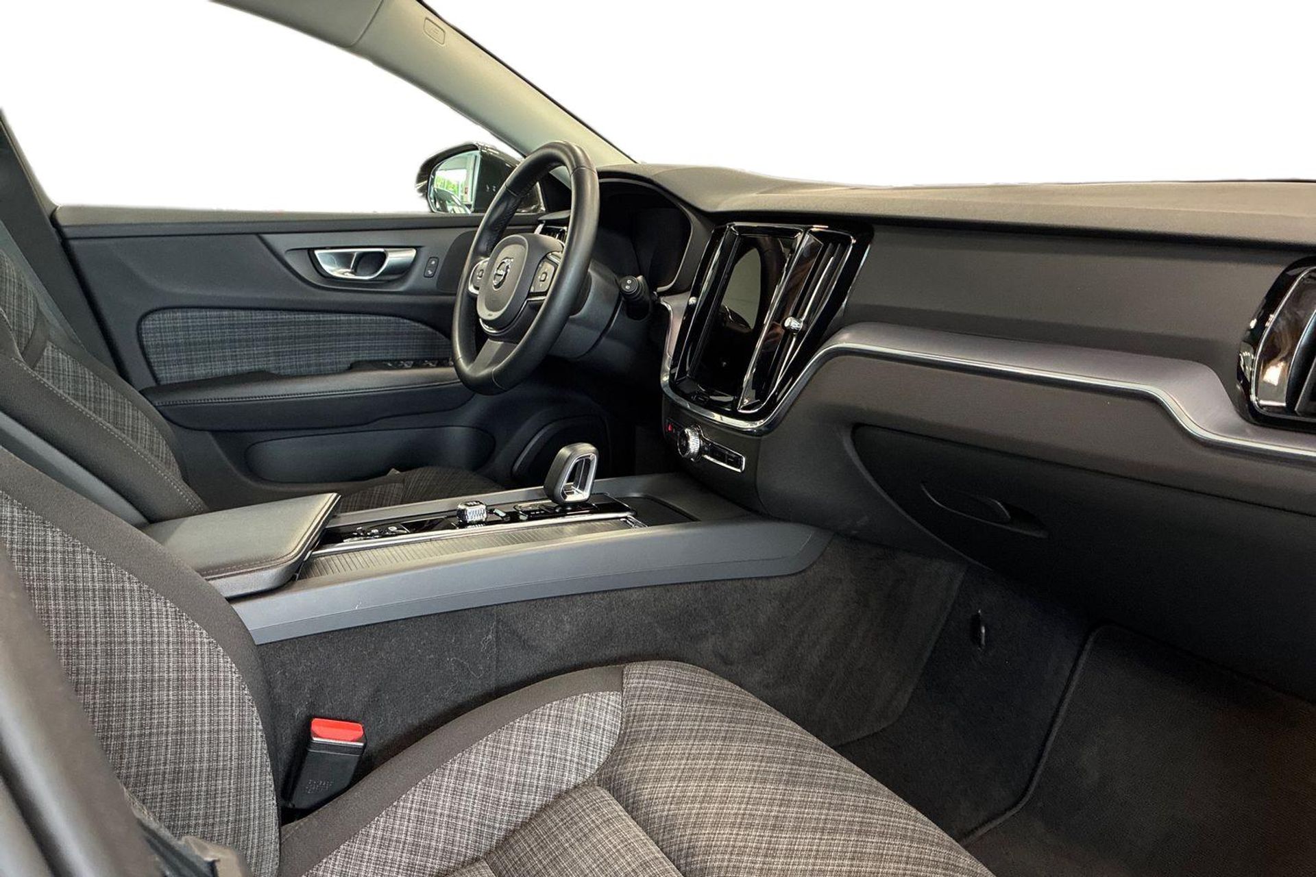 Volvo V60 B4 Bensin Core 2024, bild 7/10
