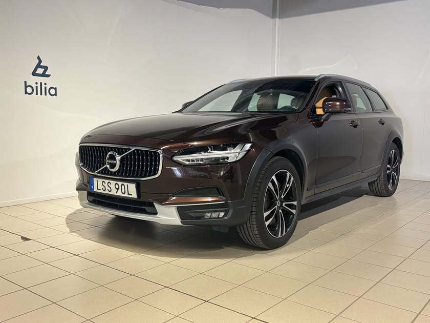 Bild 1 av Volvo V90 Cross Country D4 AWD Advanced Edt | DRAGKROK | Nybytt kamrem |