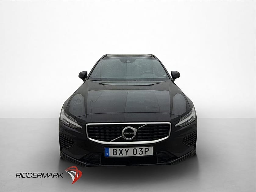 Bild 2 av Volvo V60 T8 AWD 392hk R-Design BLIS Drag Navi Kamera