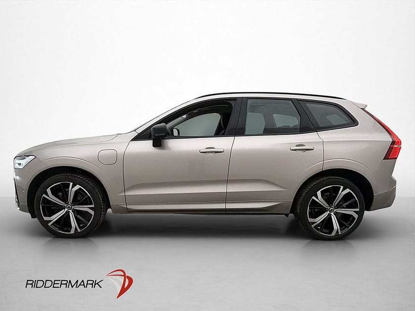Bild 4 av Volvo XC60 Recharge T6 AWD Ultimate Dark Pano H/K HUD 360°