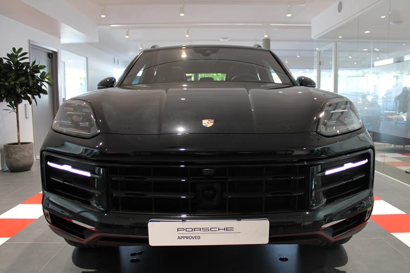 Bild 3 av Porsche Cayenne E-Hybrid 
