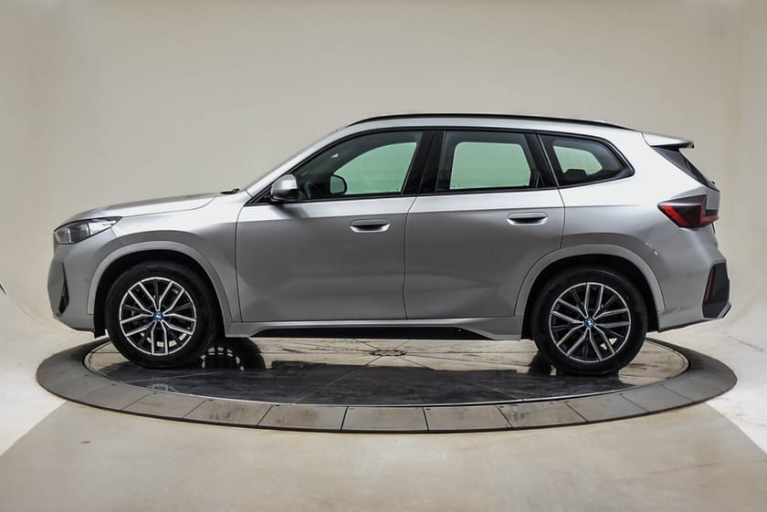 Bilde 2 av BMW iX1 xDrive30