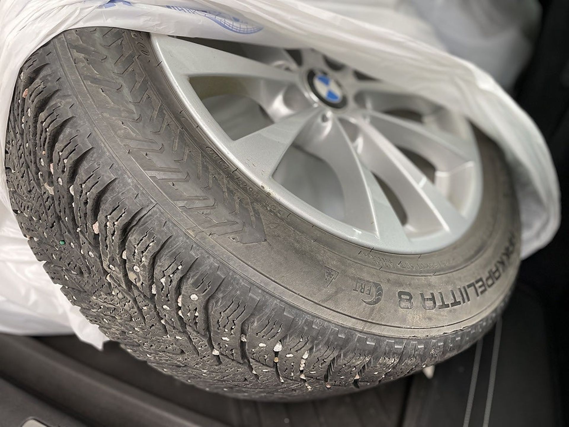 BMW 320d 2017, bild 7/10