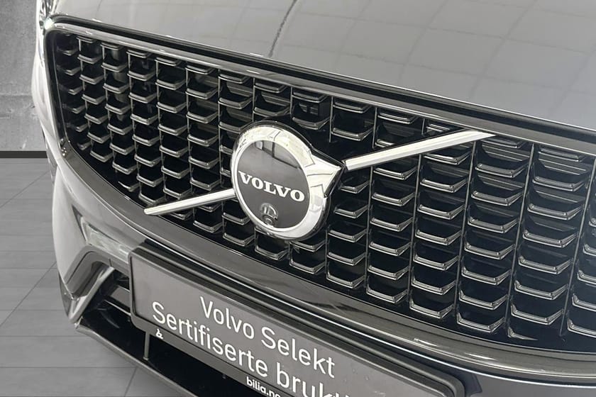 Bilde 4 av Volvo XC60 Recharge T6 AWD R-Design - Hengerfeste, 360kamera