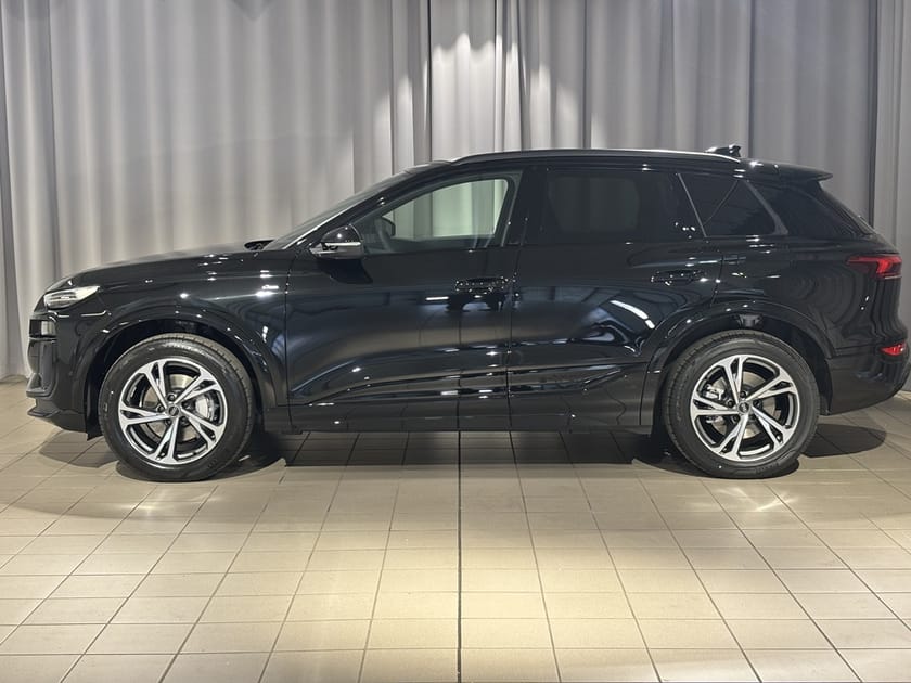 Bild 2 av Audi Q6 e-tron quattro SUV  315 KW