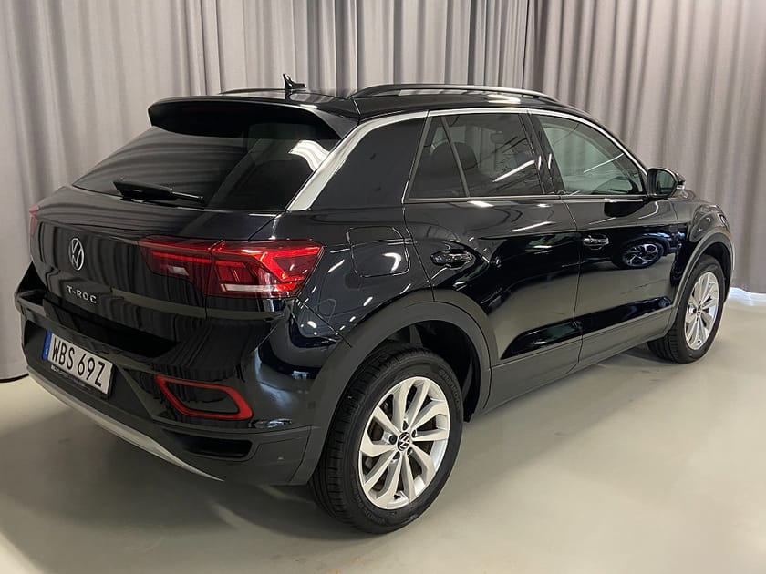 Bild 5 av Volkswagen T-Roc 1.5 TSI 150hk Backkamera Keyless Apple car