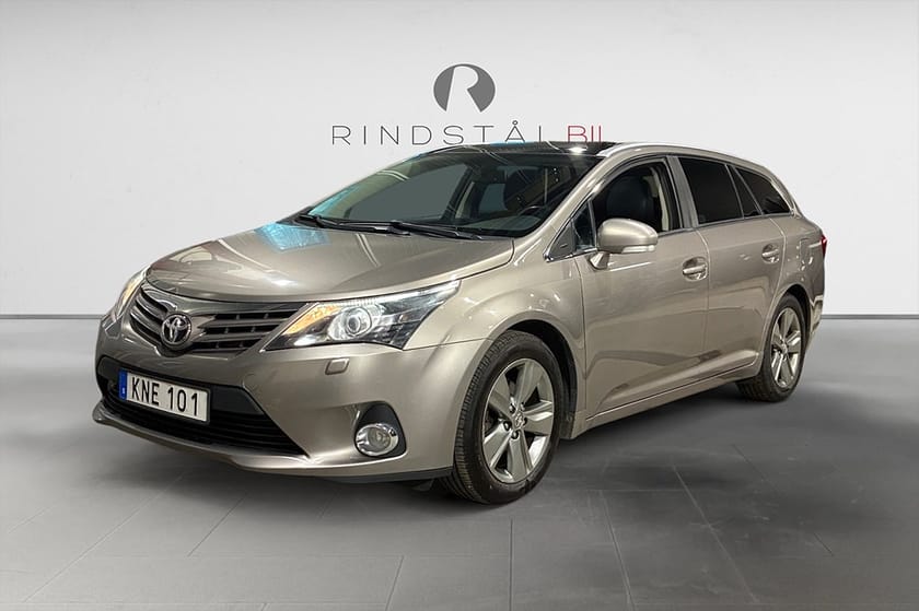 Bild 1 av Toyota Avensis Kombi 1.8 147 HK EDITION 50 DRAG PANO B-KAMERA M&K 17"