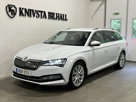 Škoda Superb iV Kombi Skoda 1.4 TSI Business Ed Style Moms Drag 218hk