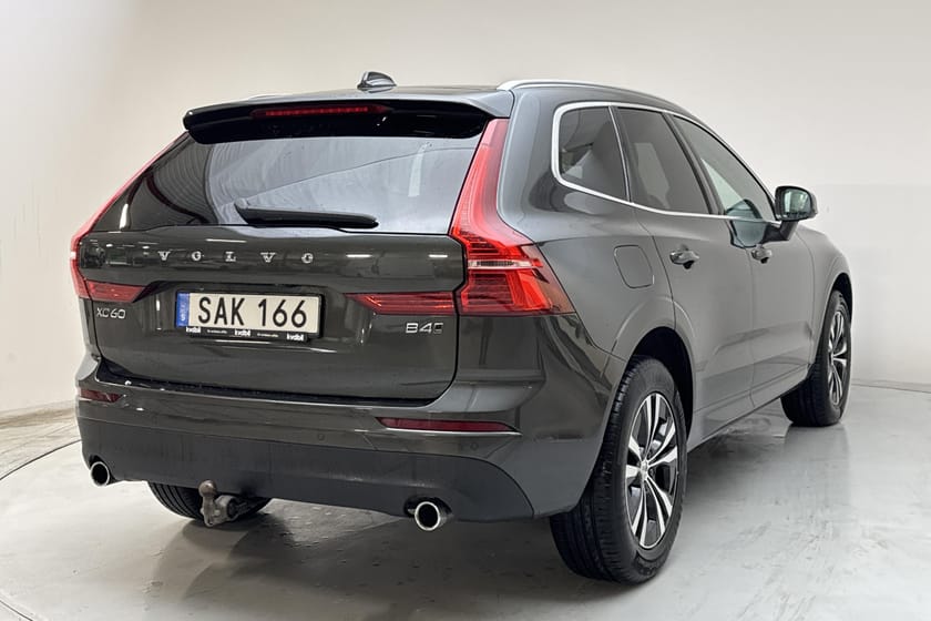 Bild 3 av Volvo XC60 B4 AWD Diesel 197hk Advanced SE Teknikpaket