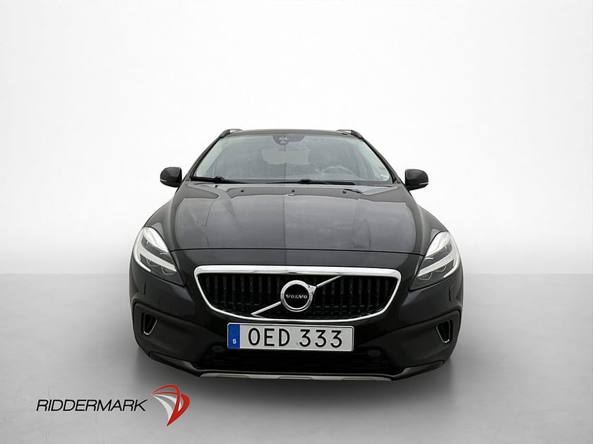 Bild 2 av Volvo V40 Cross Country D3 Summum VOC Värm Navi Skinn Drag