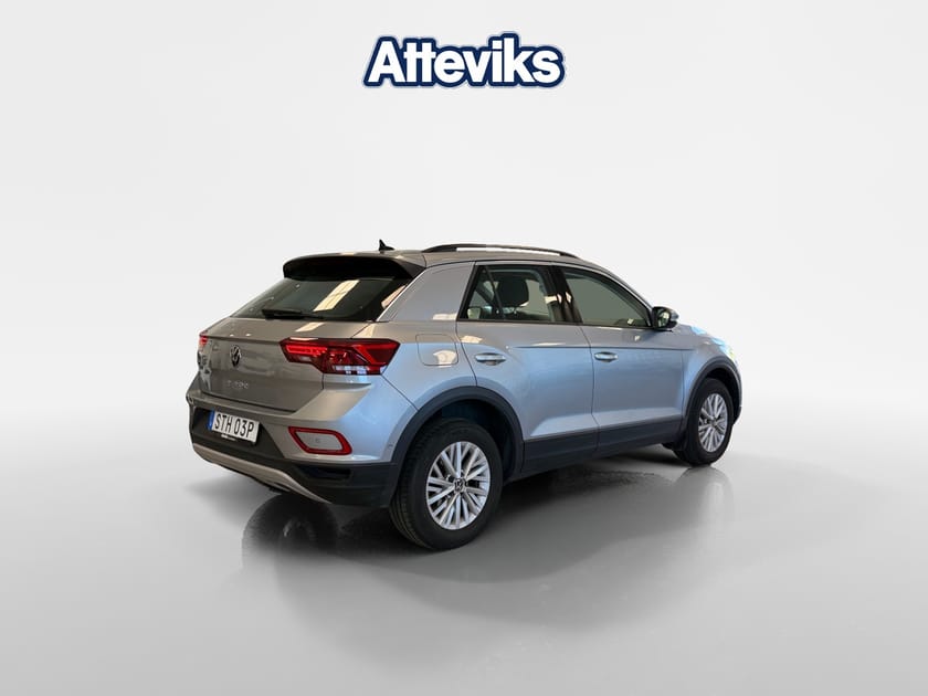 Bild 3 av Volkswagen T-Roc 1.5 TSI 150hk *Keyless/Drag/Backkamera*