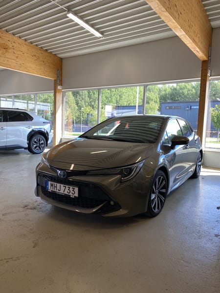 Toyota Corolla Hybrid 5d e-CVT Style | Vinterhjul