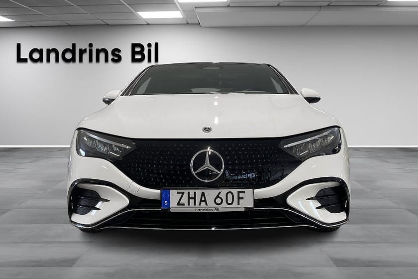 Bild 2 av Mercedes-Benz EQE 350+ AMG Line Panorama Luftfjädring