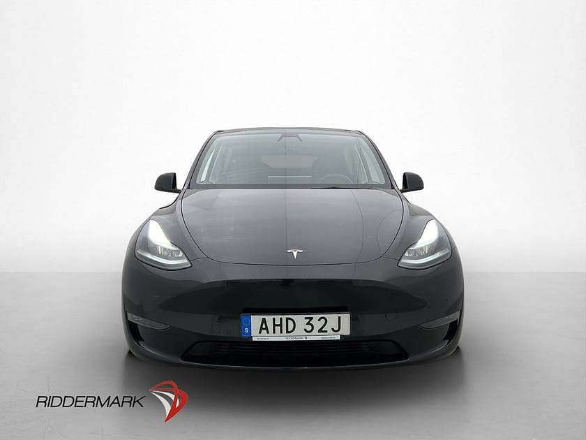 Bild 3 av Tesla Model Y Long Range AWD 514hk AP Pano Svensksåld MOMS