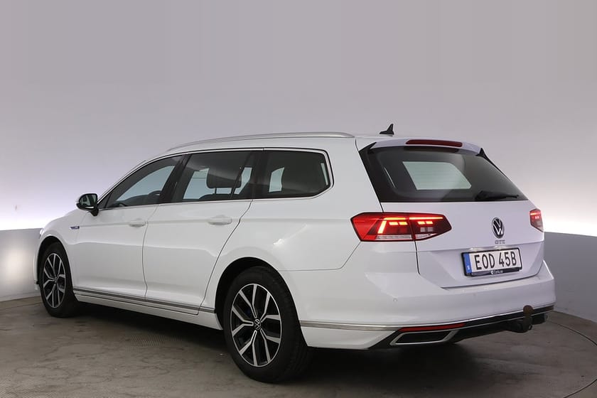 Bild 4 av Volkswagen Passat Sportscombi GTE Variant Drag Kamera IQ.Drive Navi