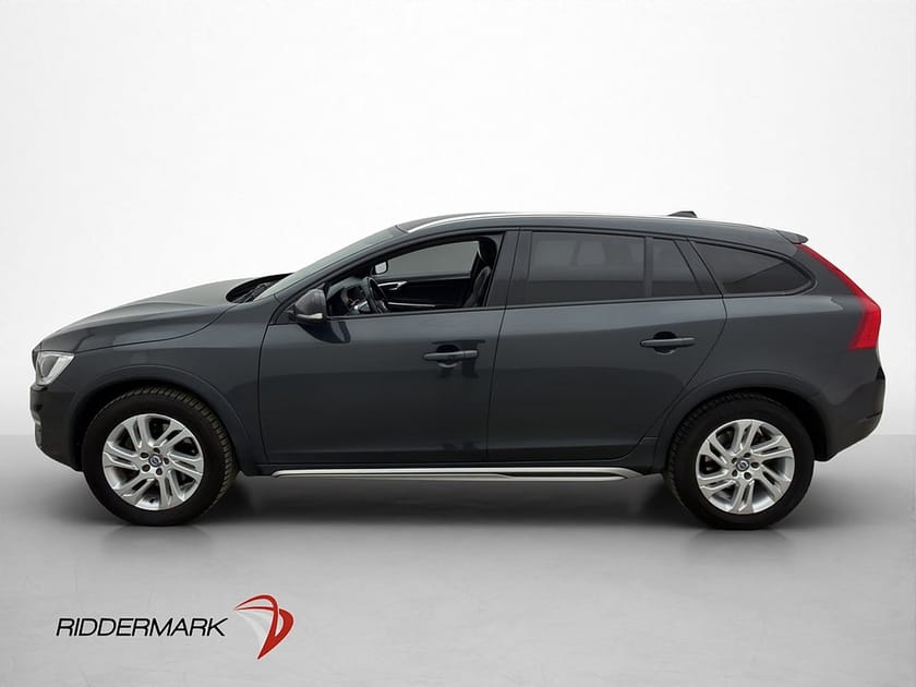 Bild 4 av Volvo V60 Cross Country D4 AWD 190hk Skinn Värmare Dragkrok