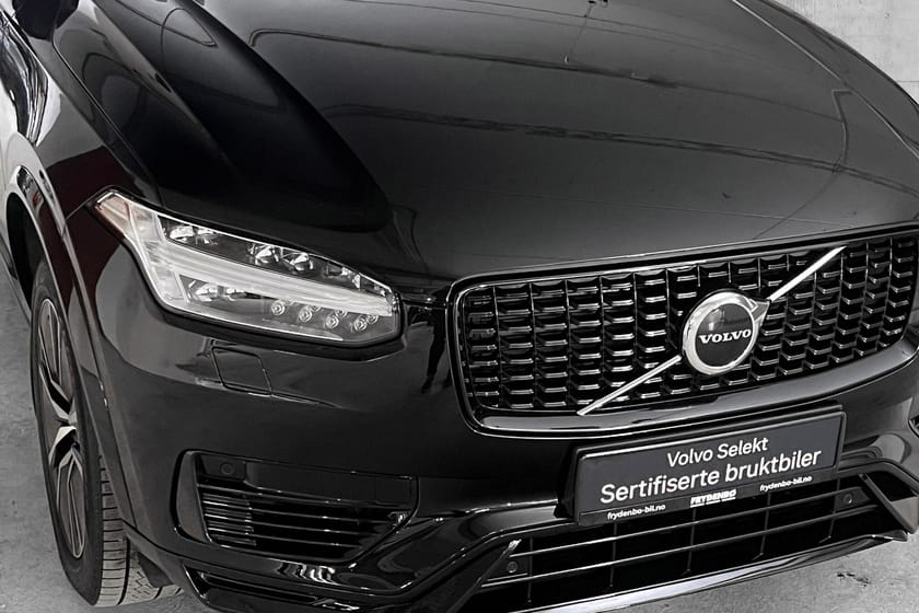 Bilde 2 av Volvo XC90 7 Seats Recharge T8 Plus Dark KROK|H&K|TONEDE|20"|8år*