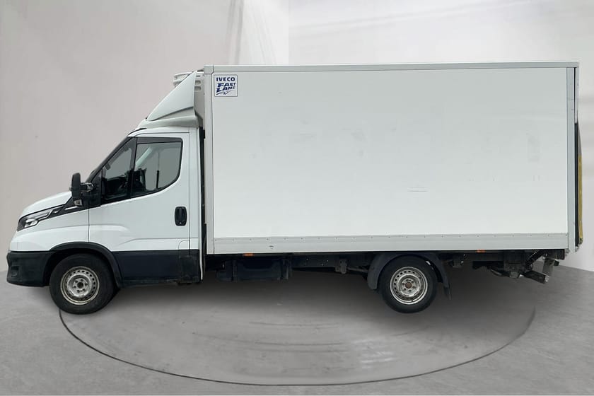 Bild 3 av Iveco Daily 35-160 Chassi Cab 35 2.3 (156hk) Kylbil Reparationsobjekt
