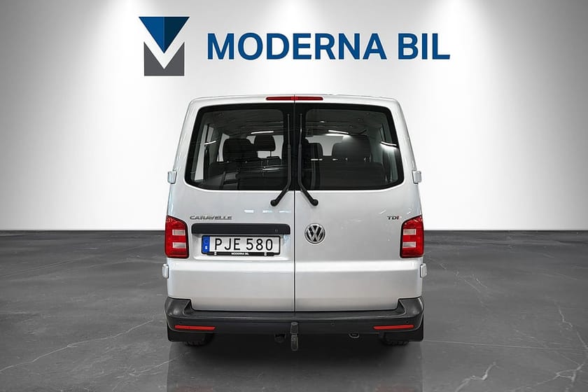 Bild 4 av Volkswagen Caravelle 2.0 TDI 150hk TL Lång 9-sits Dragkrok PDC Nybesiktad