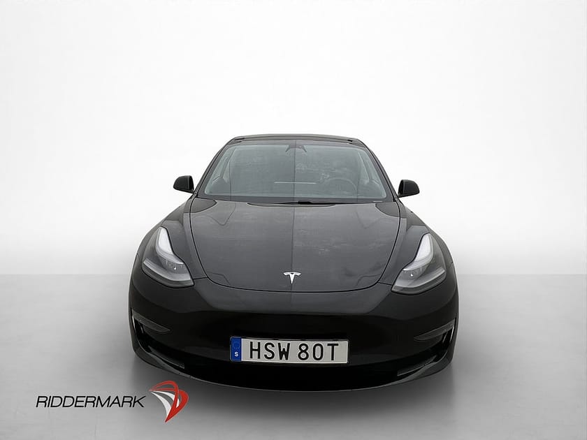 Bild 3 av Tesla Model 3 Long Range AWD Skinn Panorama Svensksåld