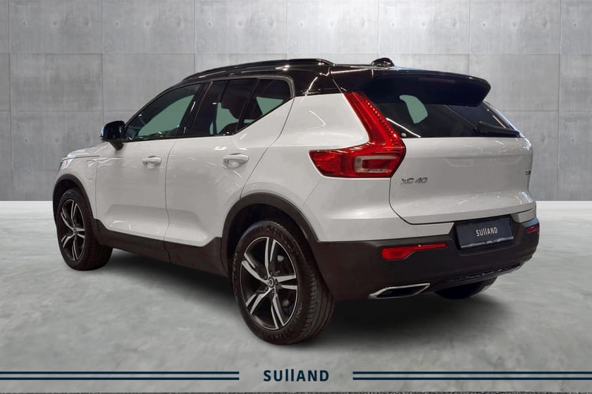 Bilde 3 av Volvo XC40 R DESIGN, 44KM WLTP, HENGERFESTE
