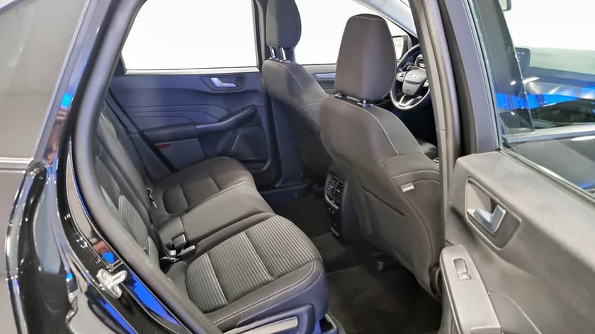 Bild 5 av Ford Kuga Plug-In Hybrid Titanium PHEV 225hk Automat