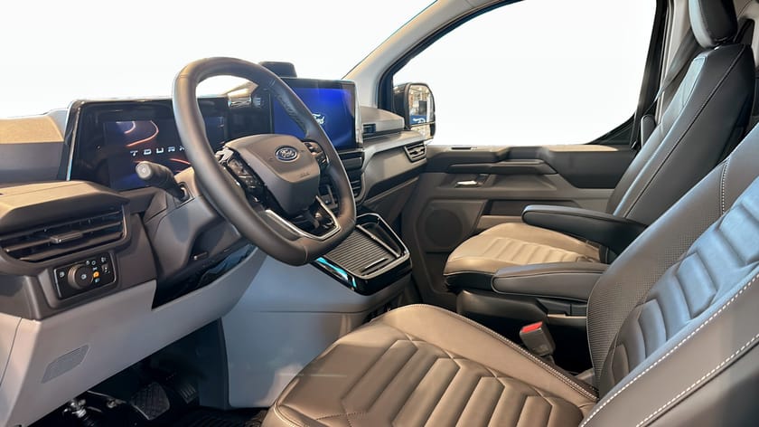 Bild 3 av Ford Tourneo Custom 340 Plug-in Hybrid