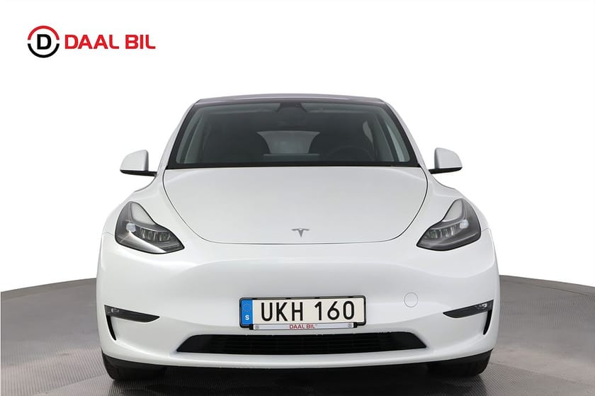 Bild 2 av Tesla Model Y Long Range AWD 514HK PREMIUM PANO VÄRMARE DRAG B-KAMERA