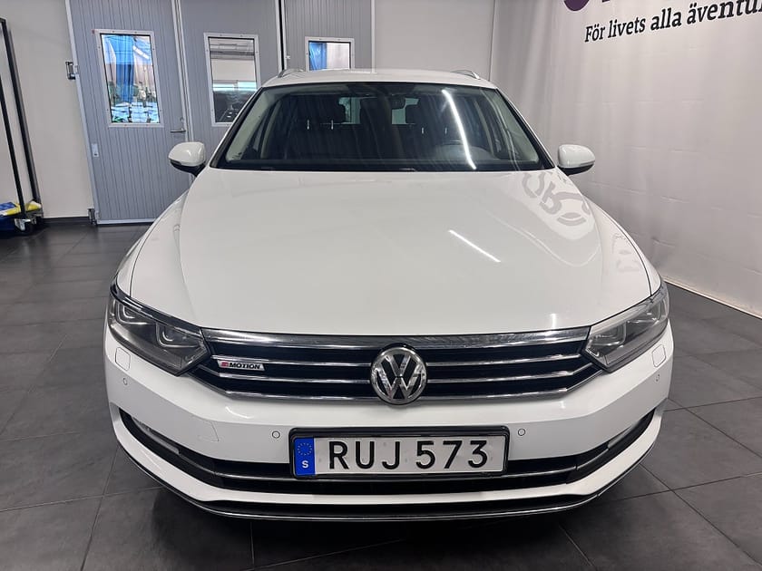 Bild 2 av Volkswagen Passat Sportscombi 2.0 TDI 4Motion GT, Värmare, Kamrem bytt