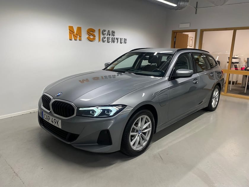 Bild 1 av BMW 330e xDrive Touring