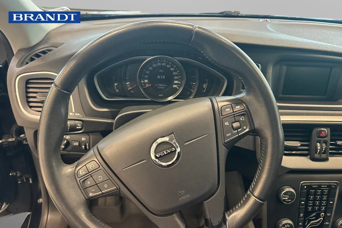 Volvo V40
