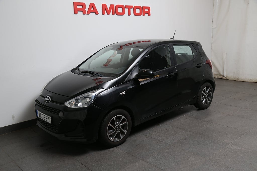 Hyundai i10 67 л.с.