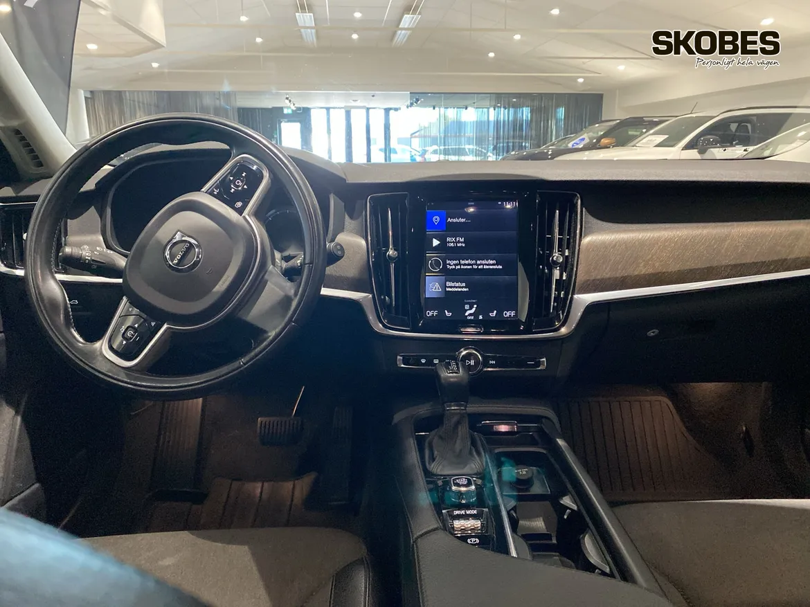 Volvo V90 Cross Country