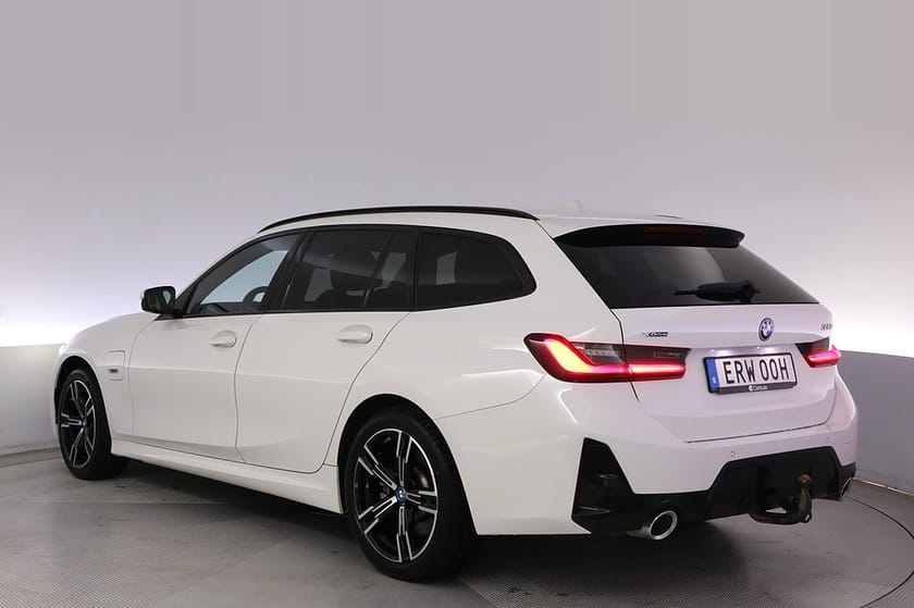 Bild 4 av BMW 330e xDrive Touring