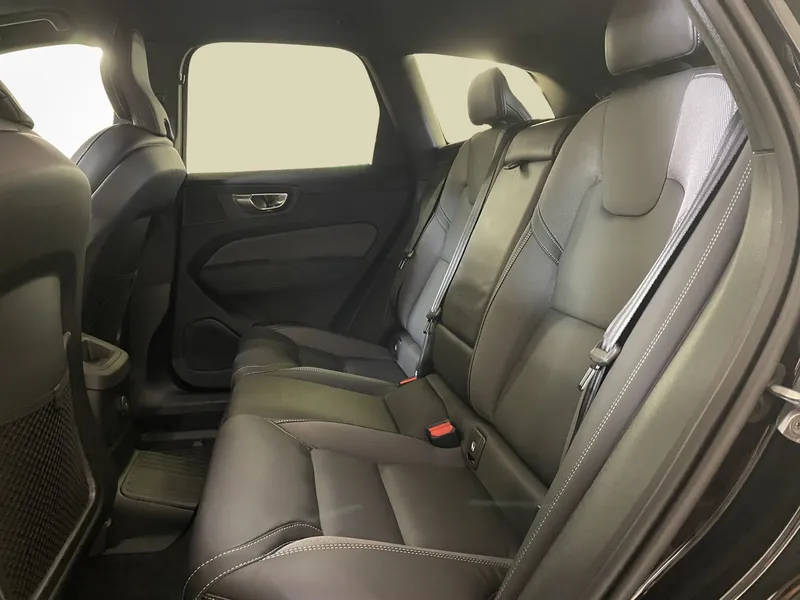 Bild 11 av 17 – Volvo XC60 T6 Plus Black Nordic Edition Plus Nordic Edition