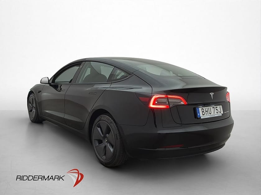Bild 5 av Tesla Model 3 Long Range AWD Svensksåld Panorama MOMS