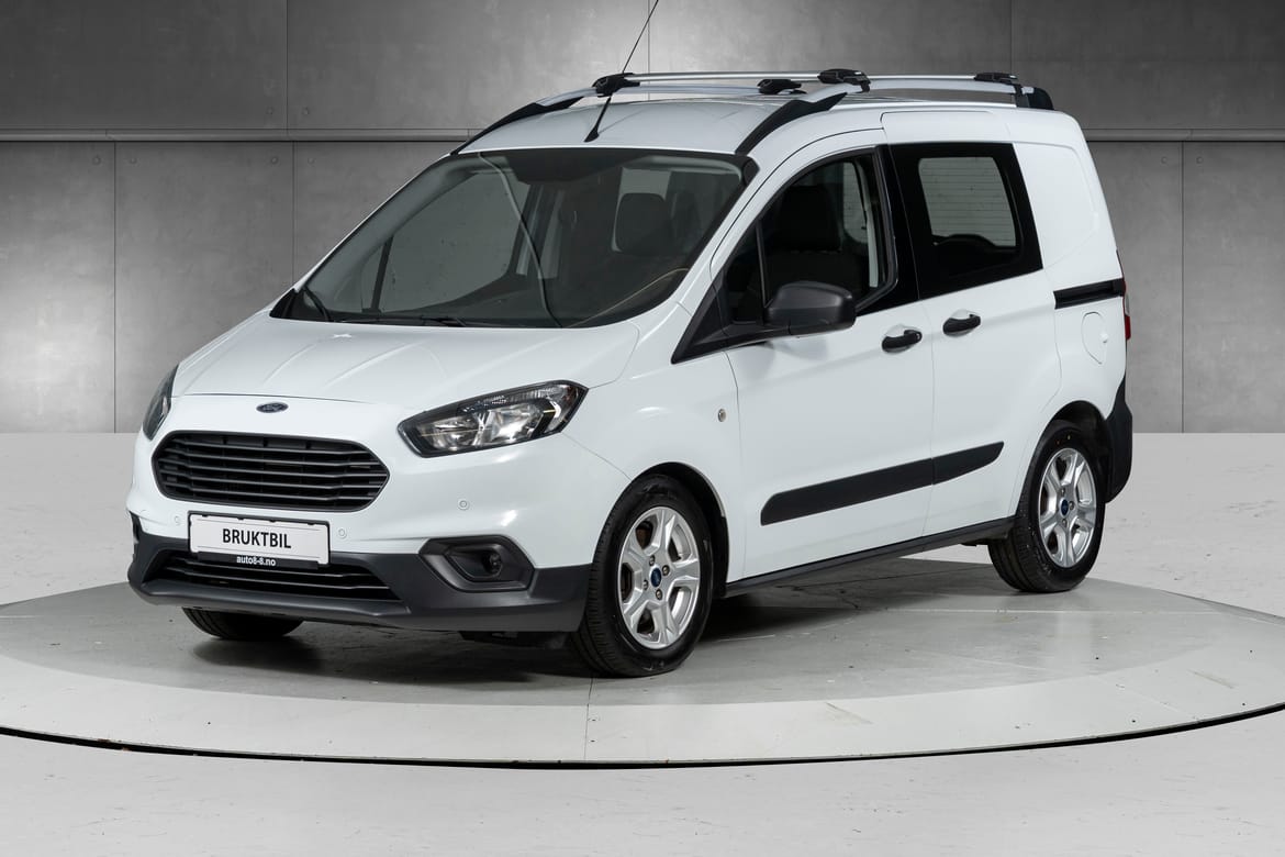 Ford Transit Courier 2021