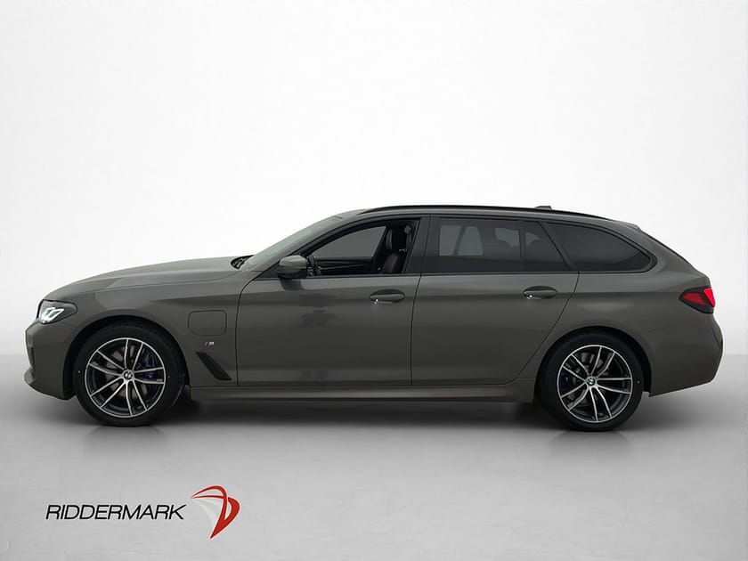 Bild 5 av BMW 530e xDrive Touring M Sport Innovation Pano H/K HUD Drag