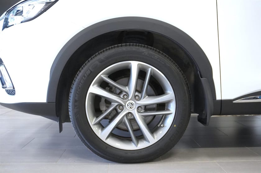 Bild 3 av MG EHS PHEV