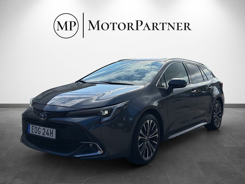 Bild 3 av Toyota Corolla Touring Sports Hybrid Style Navi Kamera Rattvärme