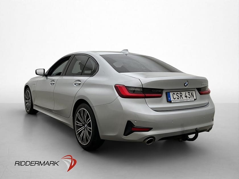 Bild 5 av BMW 330e Sedan 292hk Sport-line Dragkrok Läder Navi Carplay