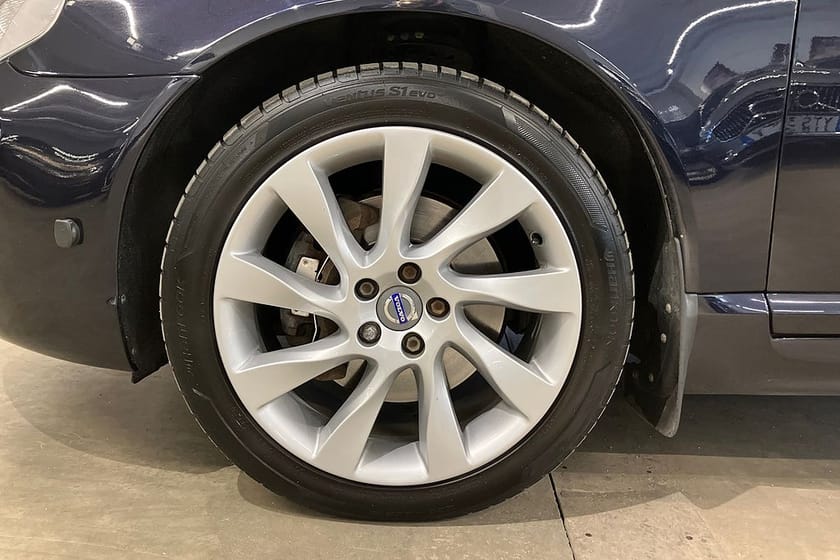 Bild 5 av Volvo V70 D4 AWD Classic Summum / Taklucka / Backkamera / Keyless