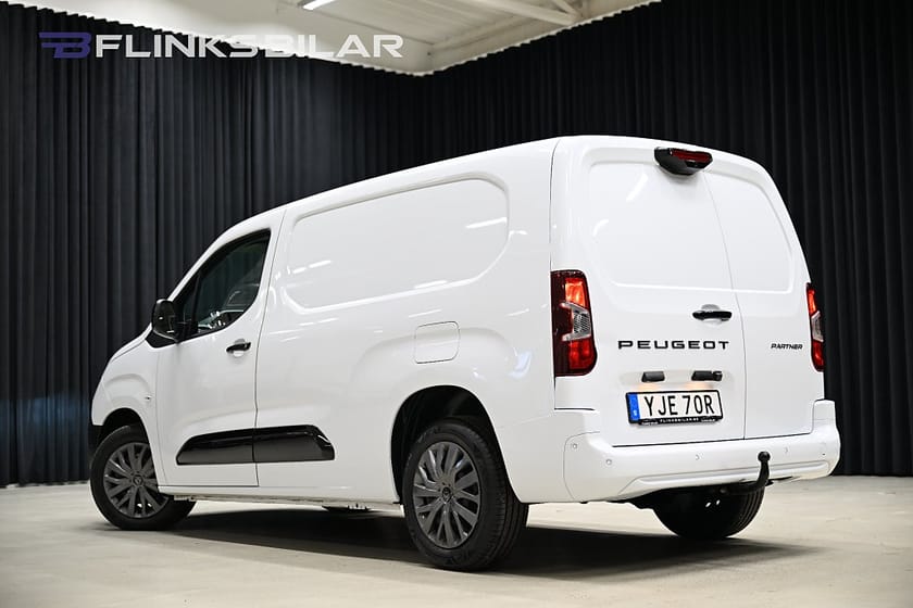 Bild 5 av Peugeot Partner Utökad Last 130HK L2 Automat|Drag|Värmare|GPS|Backkamera|NYA|Moms