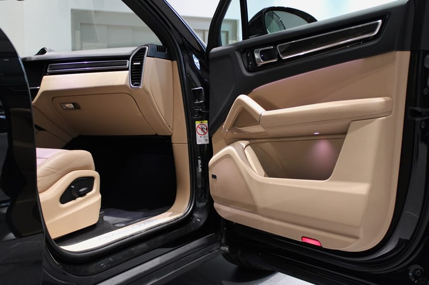 Bild 5 av Porsche Cayenne E-Hybrid PLATINUM EDITION