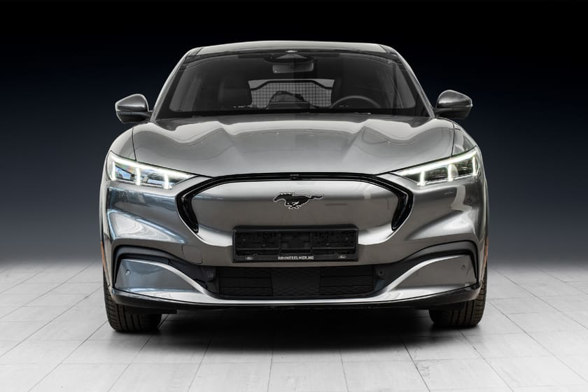 Bilde 3 av Ford Mustang Mach-E Long Range AWD First Edition AWD//Pano//B&O// 360 //Krok