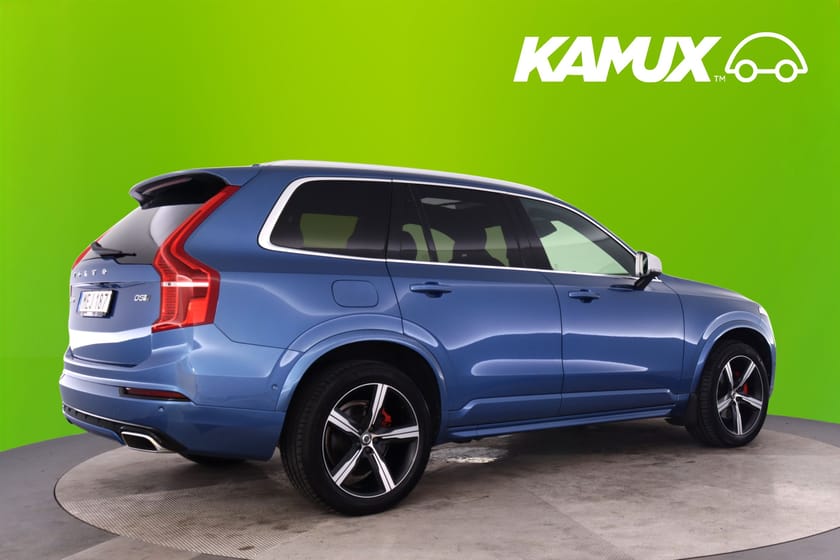 Bild 2 av Volvo XC90 D5 AWD 225hk R-Design 7-Sits 360 Luftfjäd B&W Pano HuD Drag Värmare