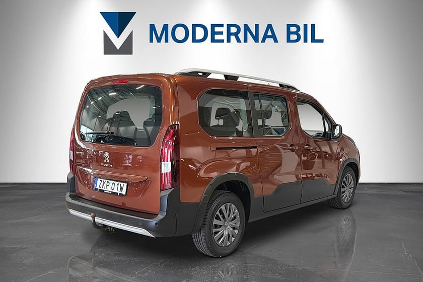 Bild 5 av Peugeot Rifter 1.2 e-THP 110hk 7-sits Nav Dragkrok PDC 2xDörr Nyservad