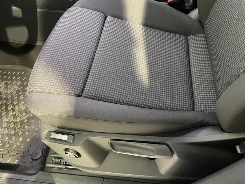 Bild 2 av Volkswagen Caddy Cargo Maxi Skåp TDI 122 DSG 2XSkjutdörrar Premium