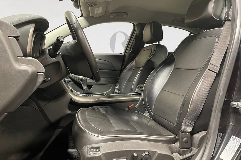 Bild 3 av Chevrolet Malibu 2.0 VCDi 160 HK AUT LTZ NAVI KAMREM BYTT 13100MIL 18"